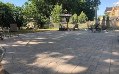 4 Reasons to Choose Pavers for Your Patio